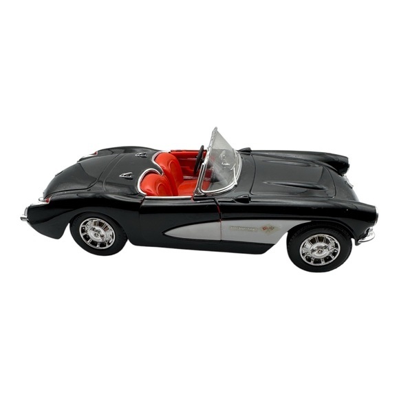 Majorette Chevrolet 1957 Diecast Model Car -‎ 1/18 Scale - Picture 7 of 16